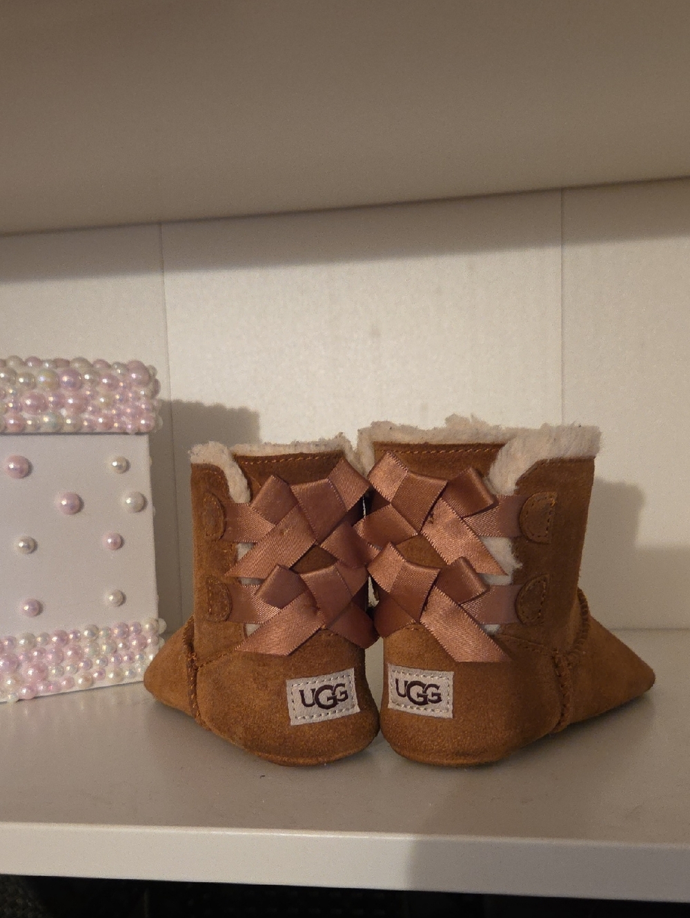 🧸UGG Chestnut Suede Baby Booties with Satin Crisscross Bows